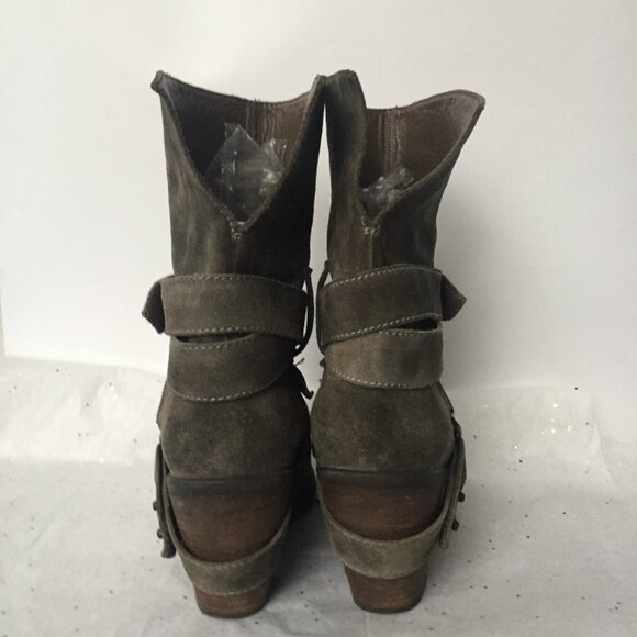 Janet & Janet Italy Gray Taupe mid calf pull on boot Size 38.5 Bohemian Western - Picture 7 of 16